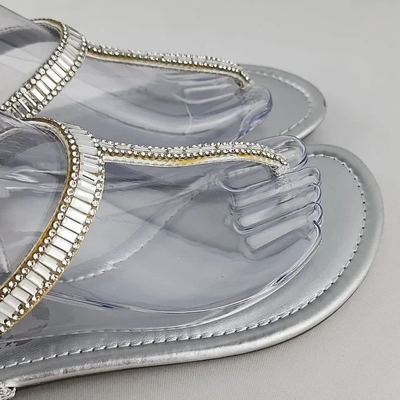 GUESS Women's Flat Silver Bejeweled Rhinestones Thong Sandals Size 8M - Picture 8 of 15